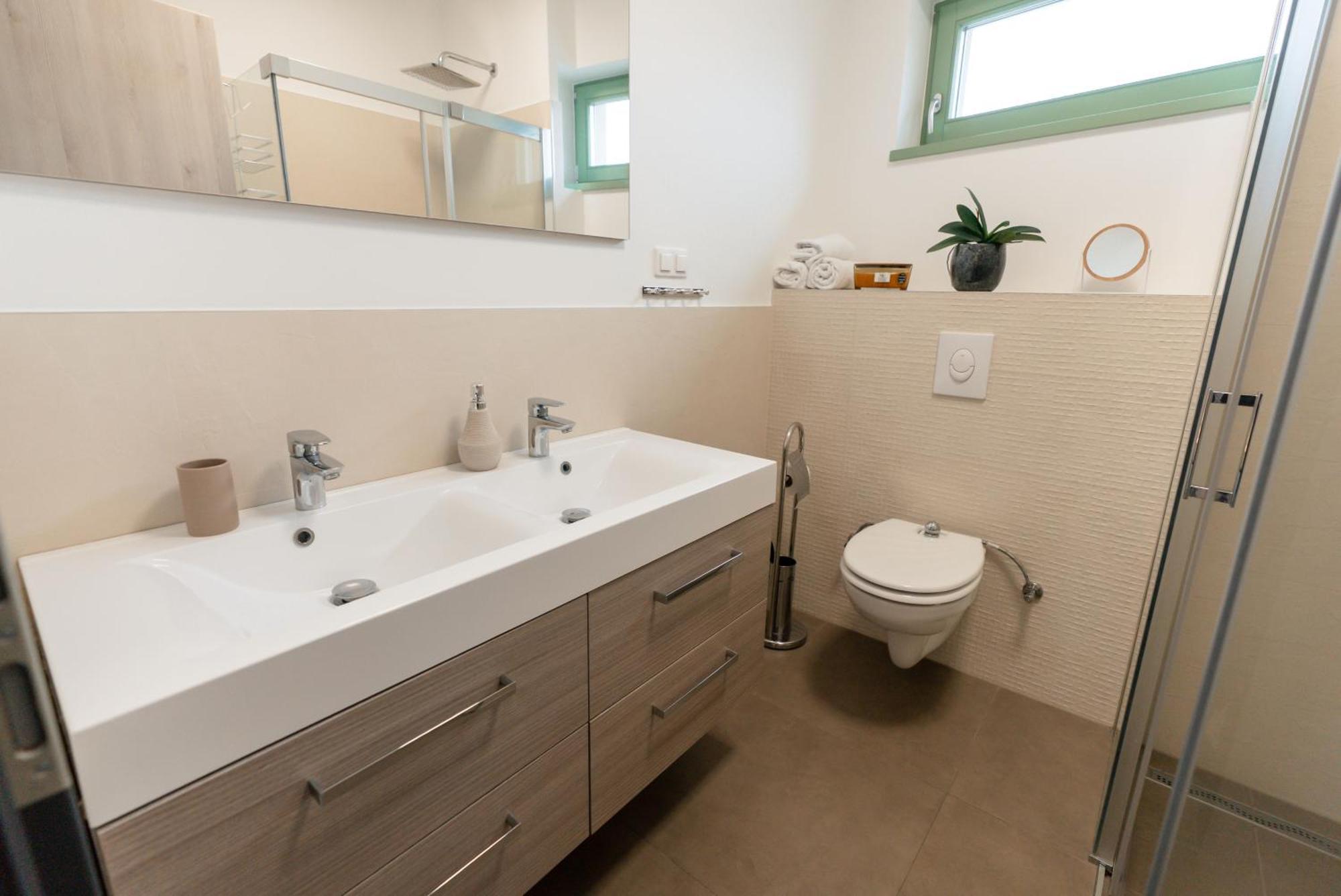 Jokai Apartman Dunafoldvar Ngoại thất bức ảnh