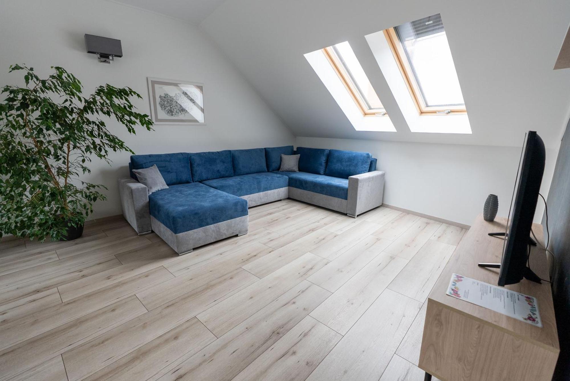 Jokai Apartman Dunafoldvar Ngoại thất bức ảnh